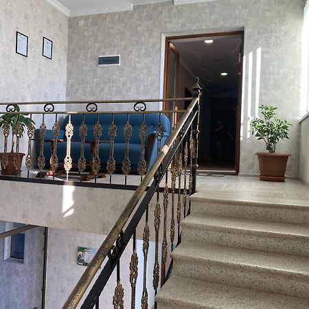 Hotel Sharl Ninotsminda Luaran gambar