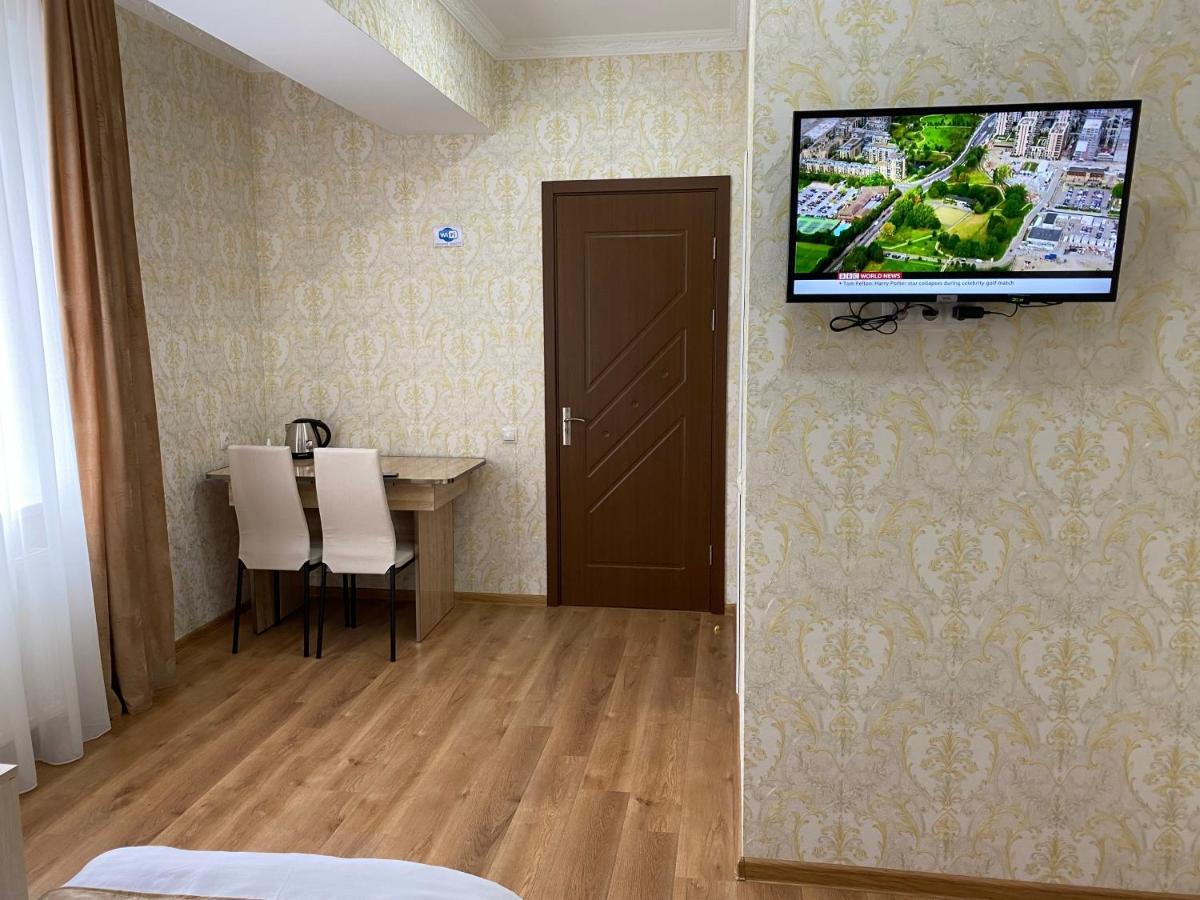 Hotel Sharl Ninotsminda Luaran gambar