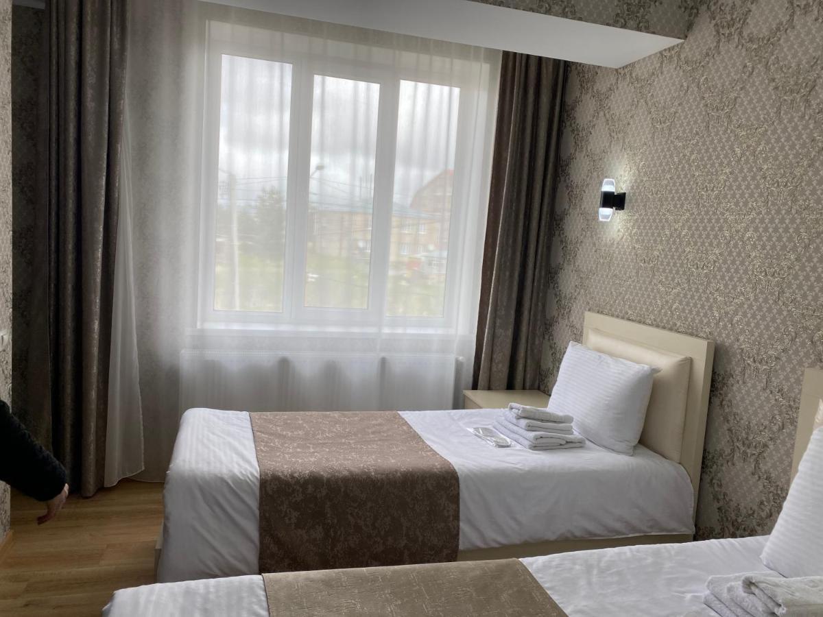 Hotel Sharl Ninotsminda Luaran gambar