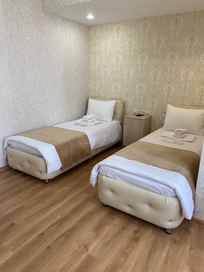 Hotel Sharl Ninotsminda Luaran gambar